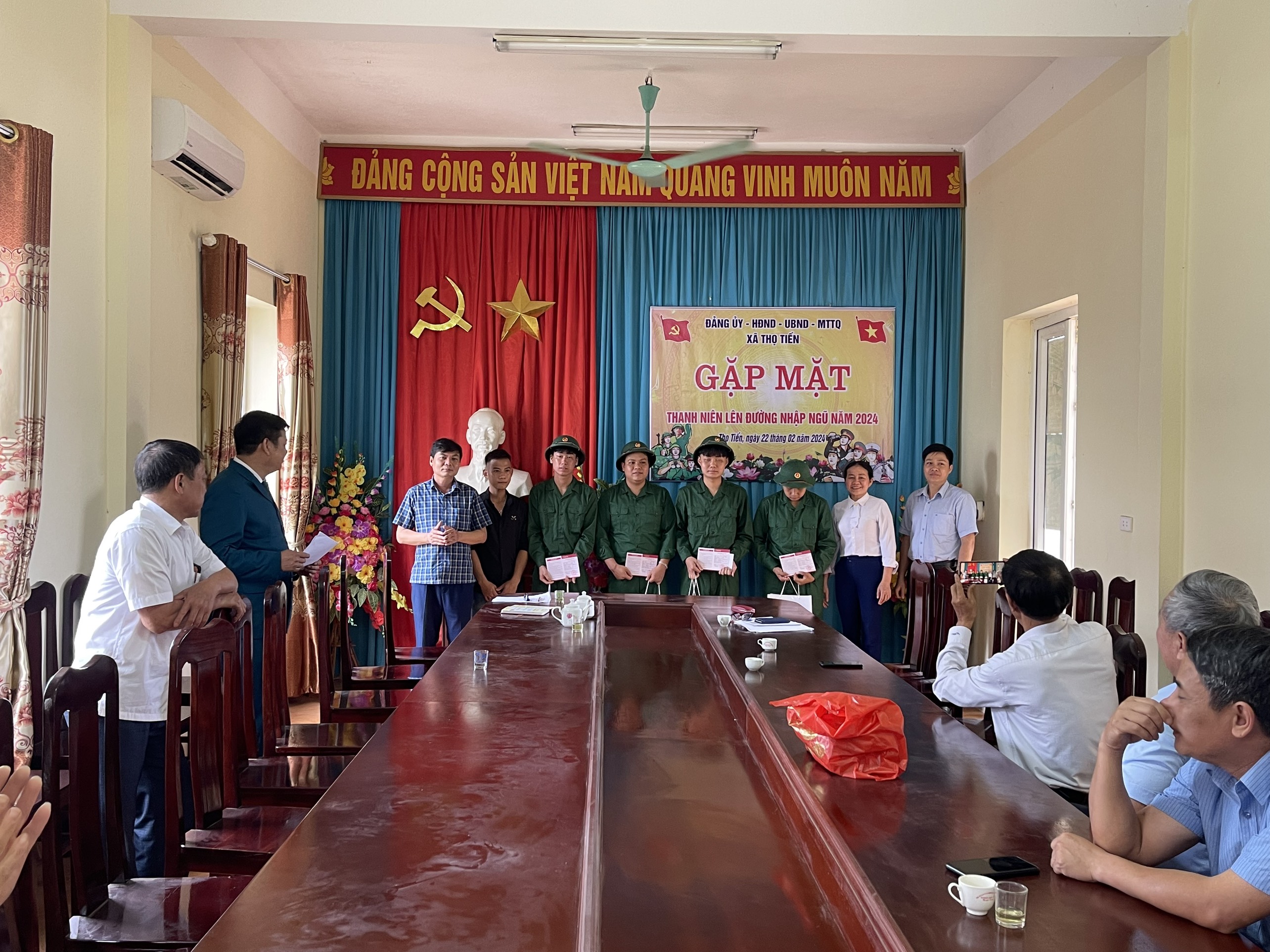 ảnh 2 quân.jpg