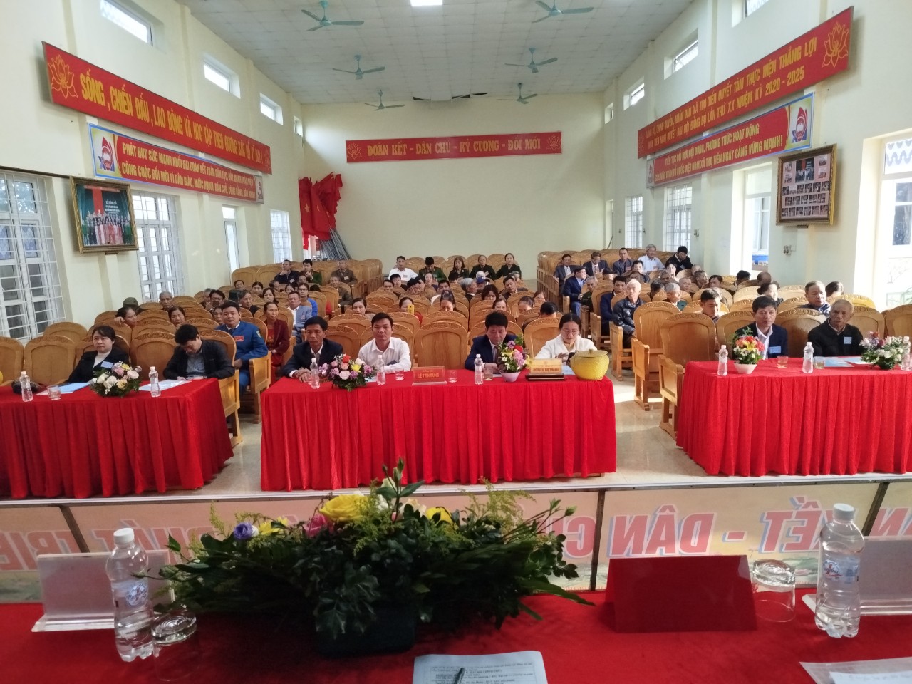 ảnh MT9.jpg