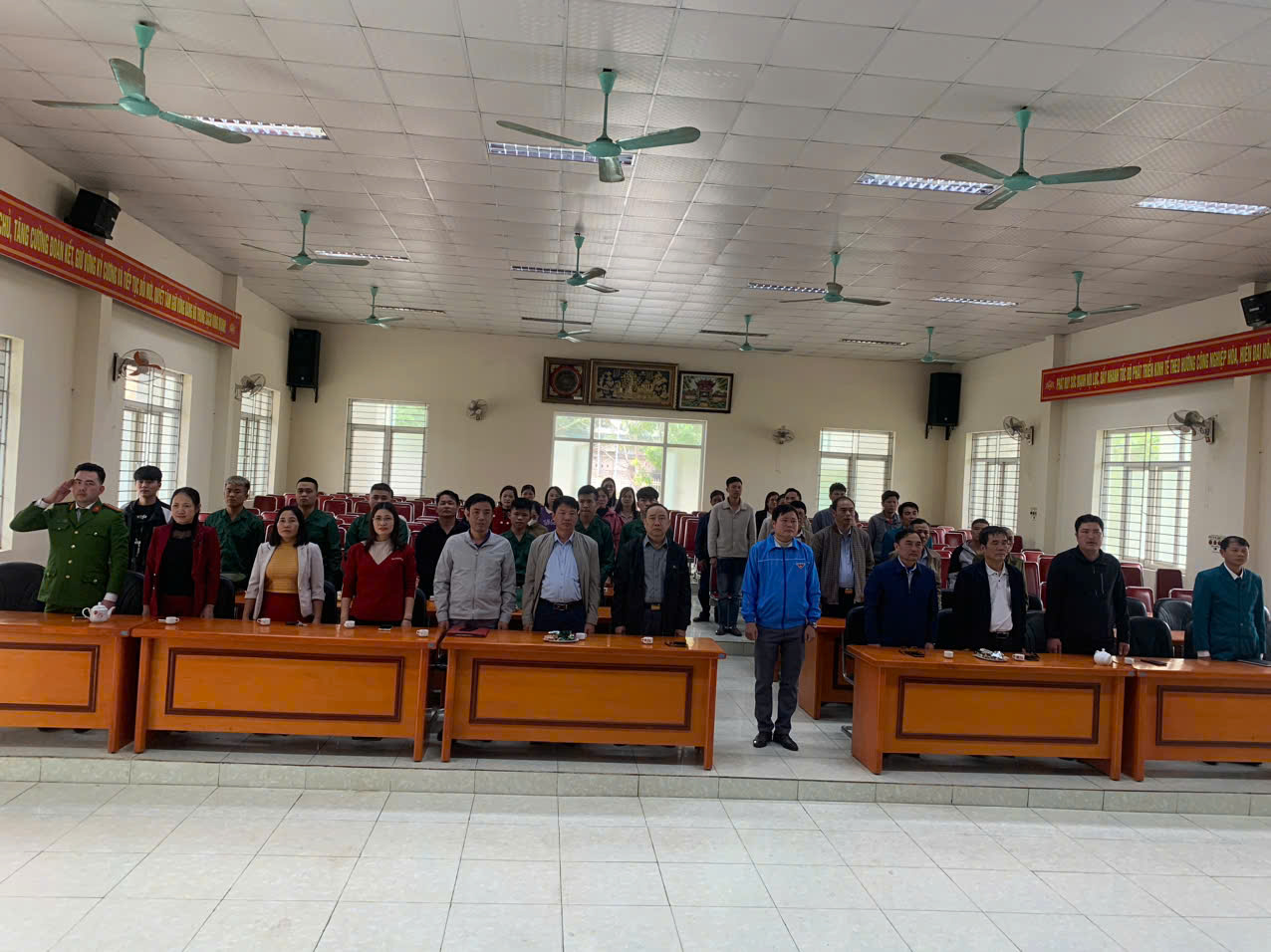 D:\ẢNH XÃ\QUÂN SỰ\TIỄN TN LÊN ĐƯỜNG NN\2025\z6310609732258_d313fd7040b145b0d9d30f60b20d2dff.jpg