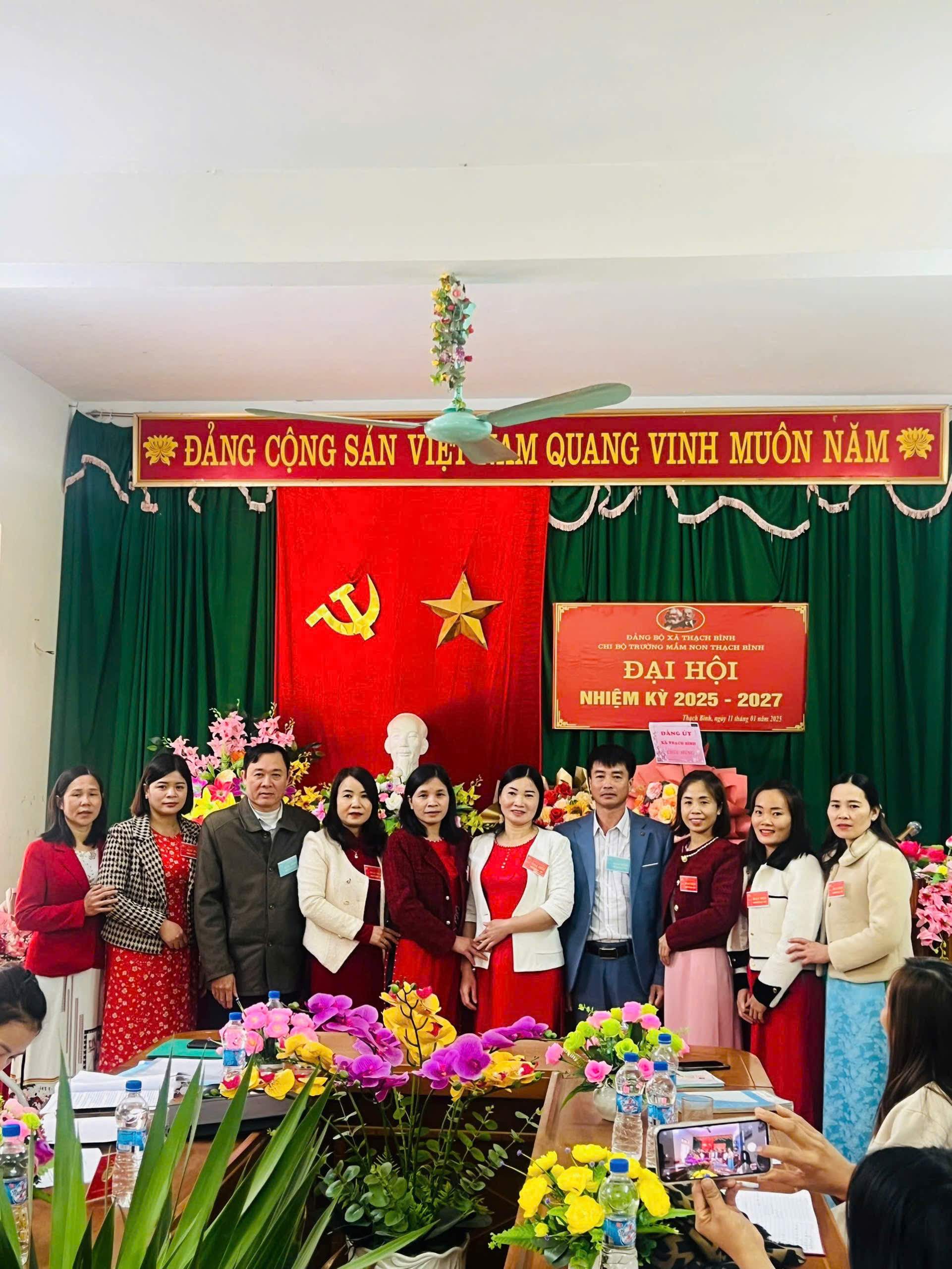 Đại hội các chi bô thôn, khu dân cư, các cơ quan, đơn vị trên địa bàn xã Thạch Bình nhiệm kỳ 2025-2027