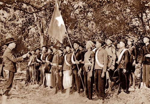 Anh-tin-bai