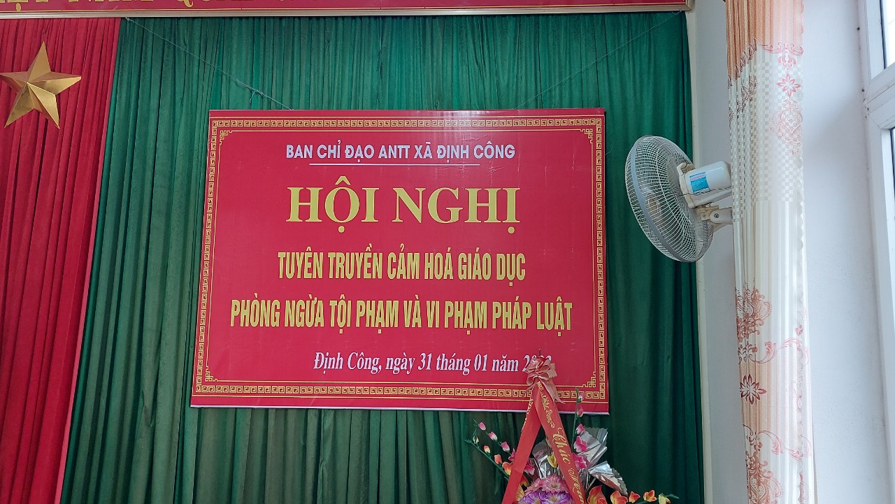 HỘI NGHỊ TUYÊN TRUYỀN PHÁP LUẬT 2.jpg