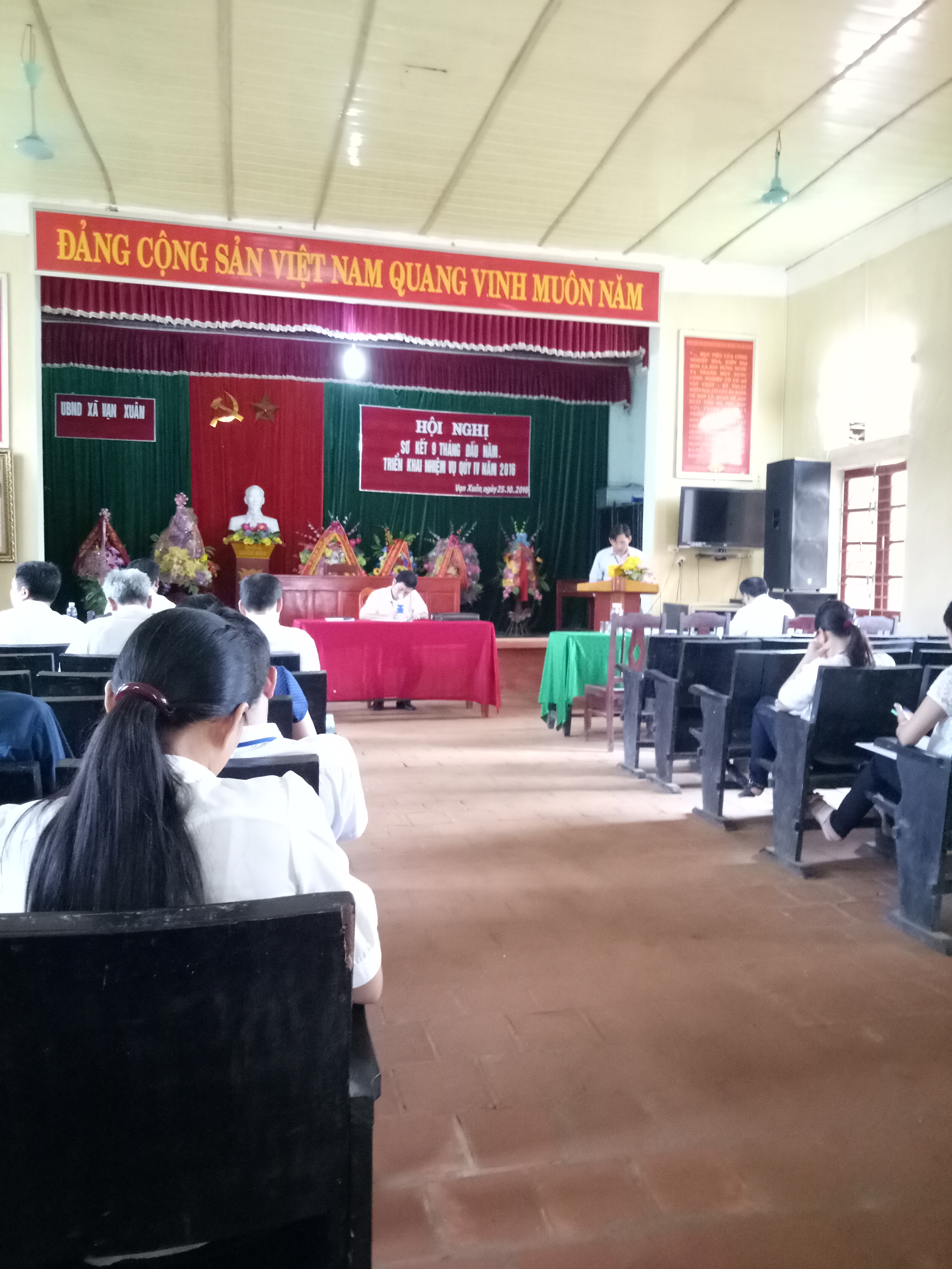 Hội nghị sơ kết 9 tháng đầu năm 2016