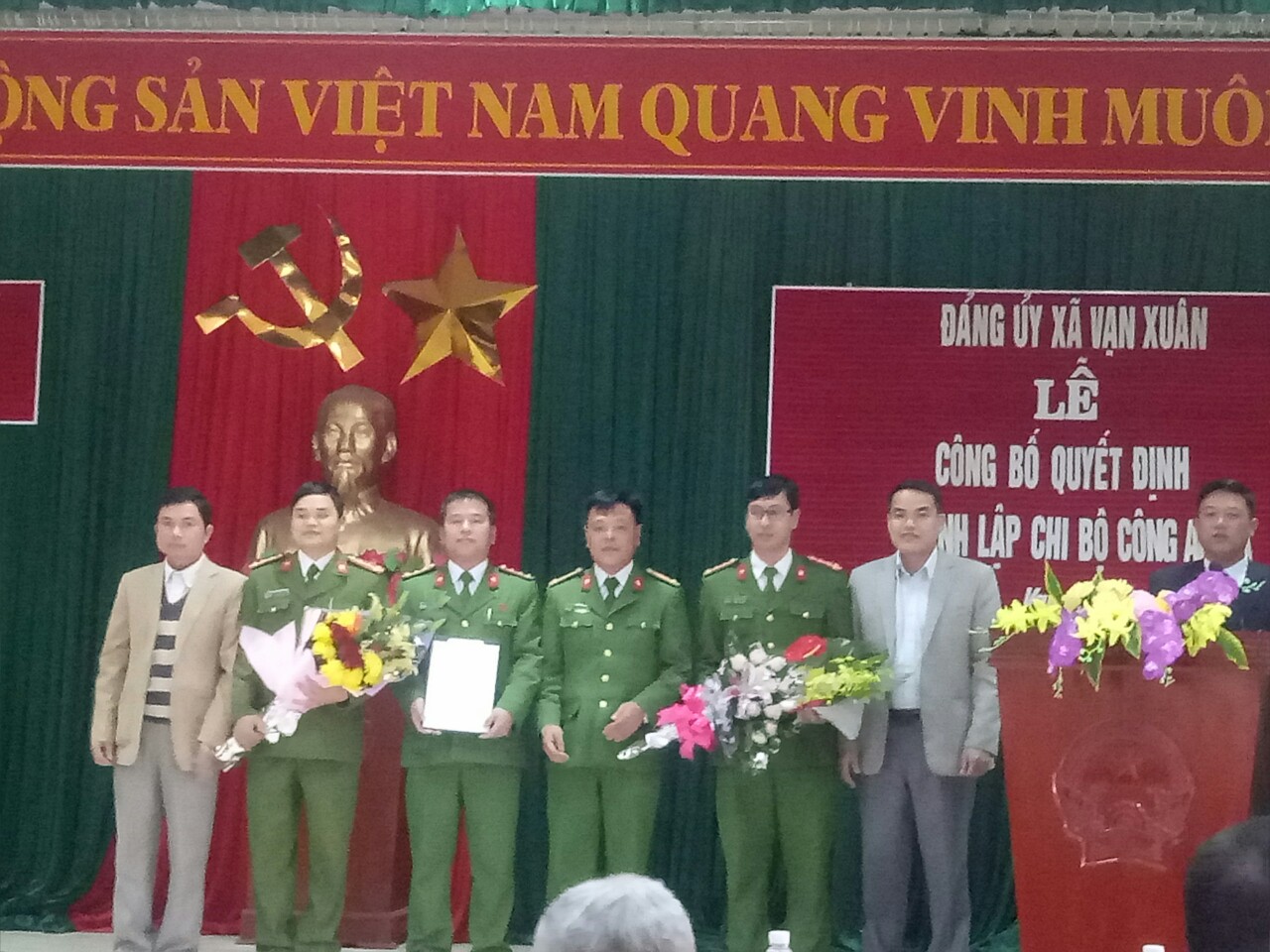 Thành lập chi bộ Công an