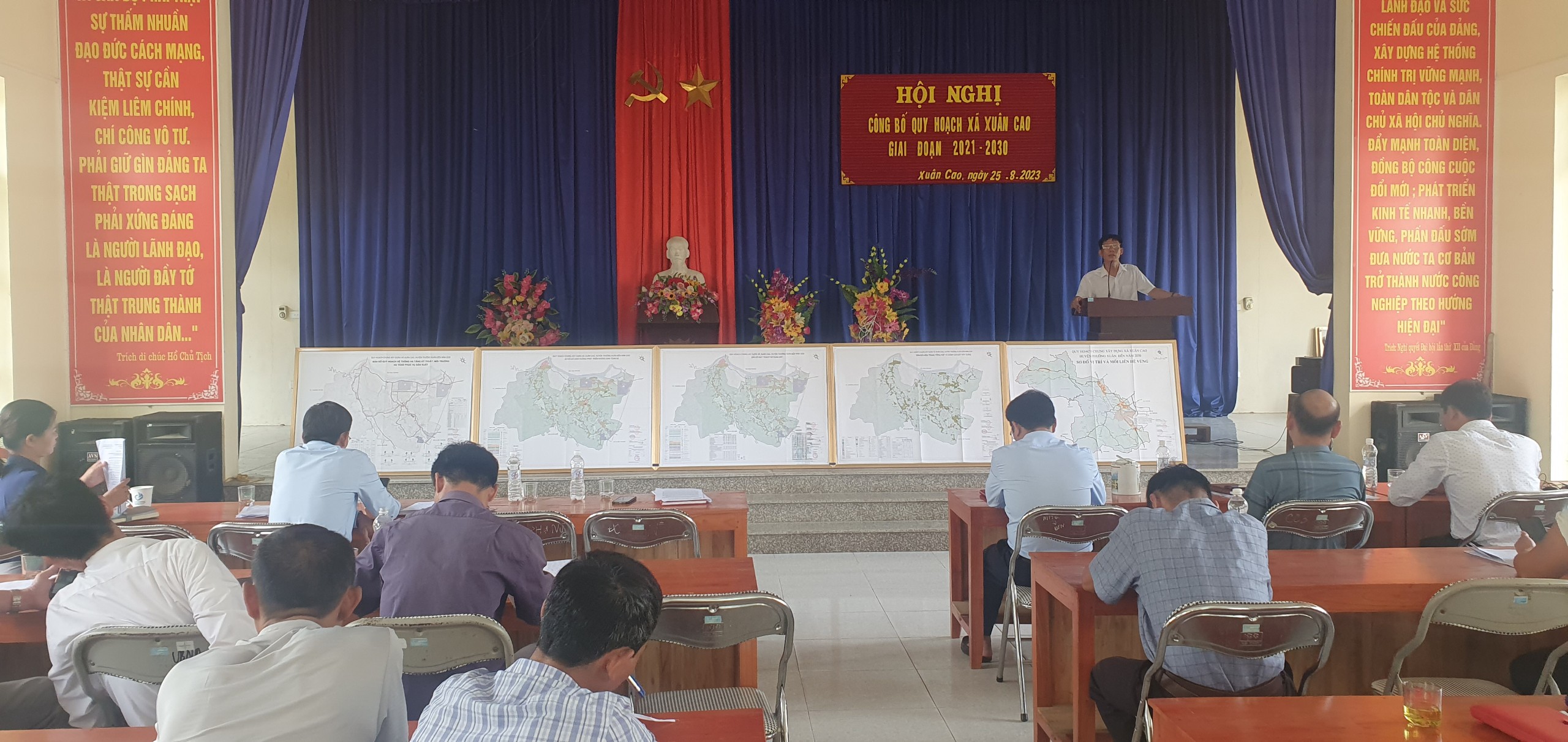 toàn cảnh.jpg
