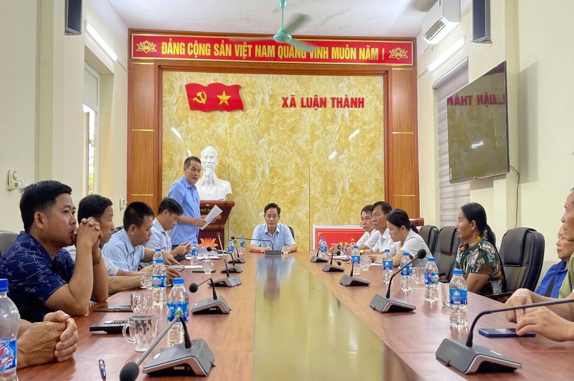 C:\Users\NHUNG NGUYEN\Desktop\anh Hỏa.jpg