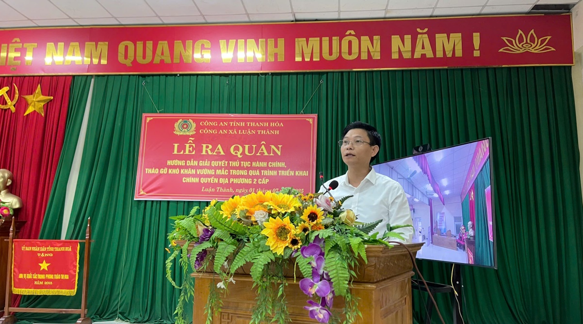 C:\Users\NHUNG NGUYEN\Desktop\Giáp.jpg