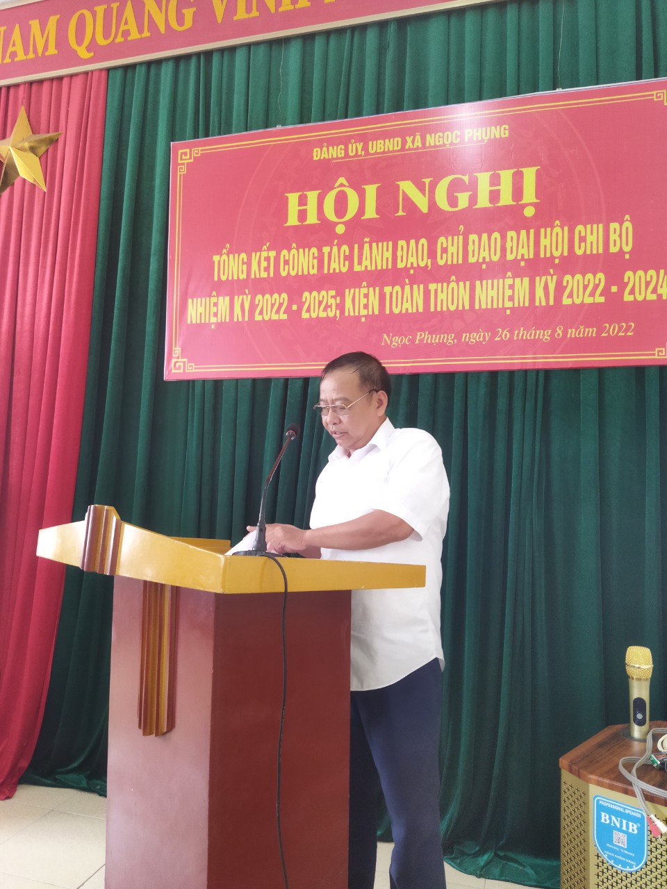 C HÂN.jpg