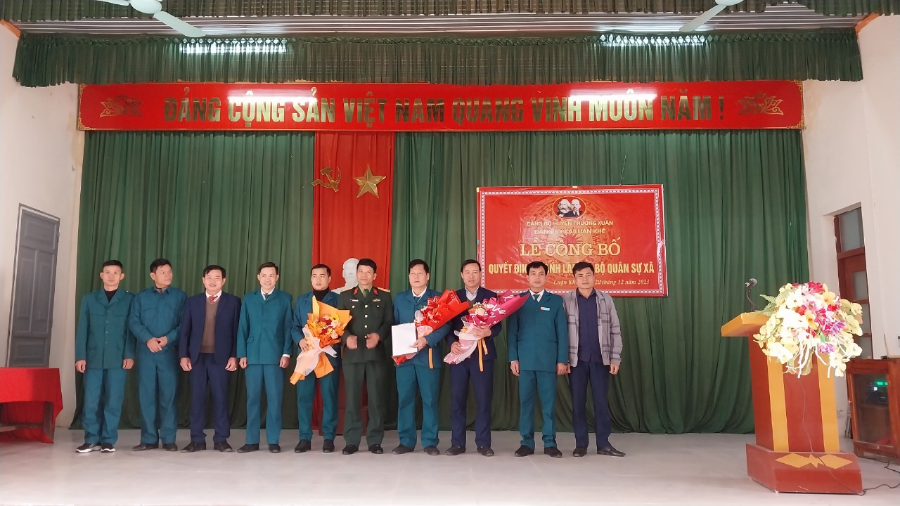 Lễ công bố quyết định thành lập Chi bộ quân sự xã