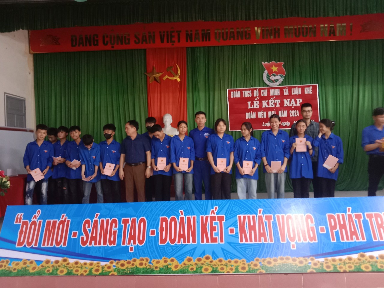 Kết nặp đoàn