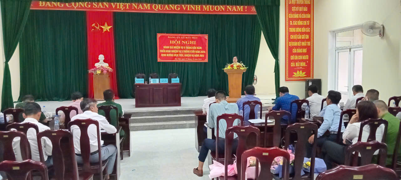 C:\Users\Adminstrator\Desktop\ANH HỌI NGHI SO KET 1.jpg