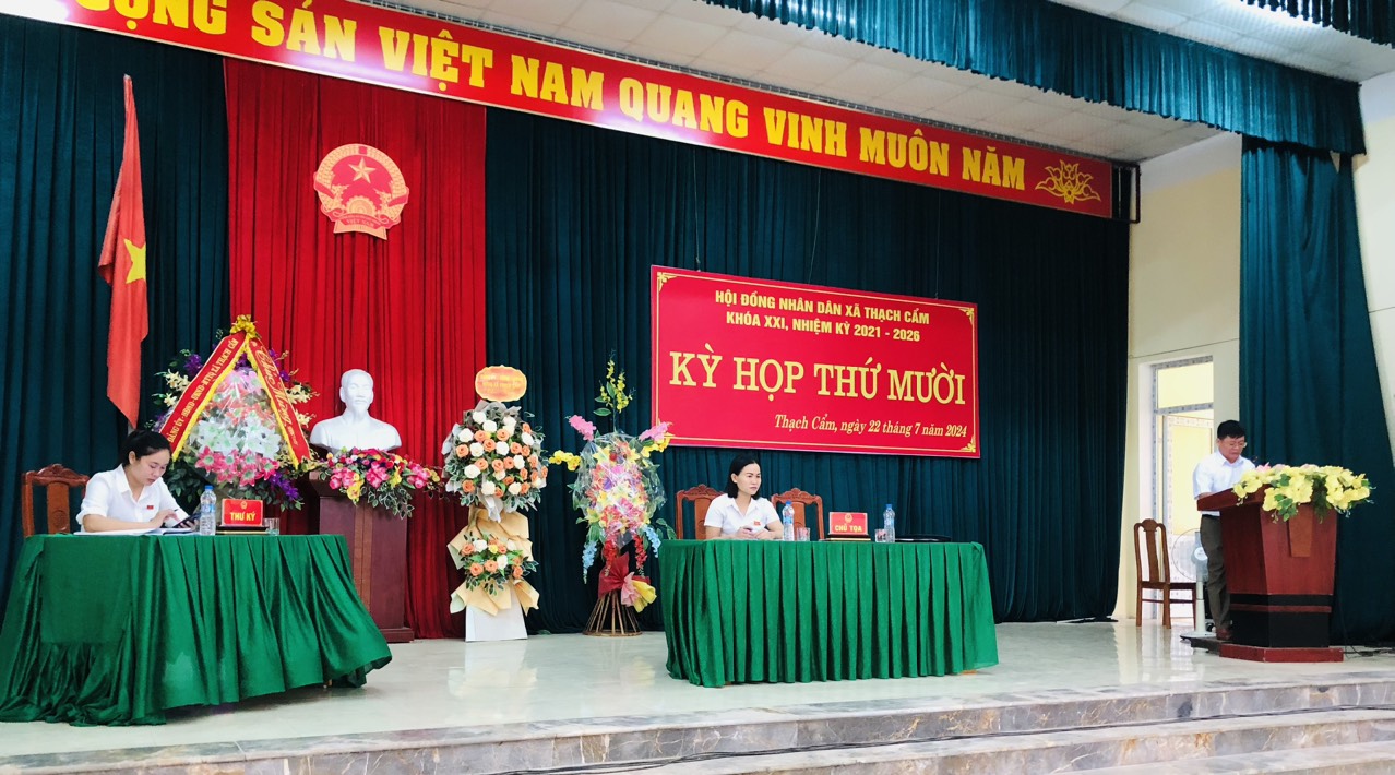 Kỳ họp thứ 10 HĐND xã.jpg