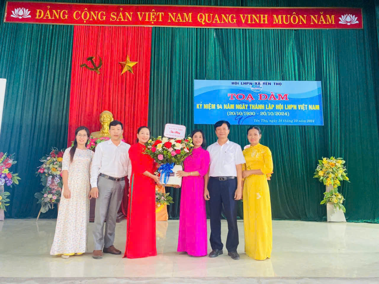 C:\Users\Administrator\Desktop\Ảnh lao động trồng cây\z5948490873330_065ec53994b1d84ef1856c14ec7f175f.jpg