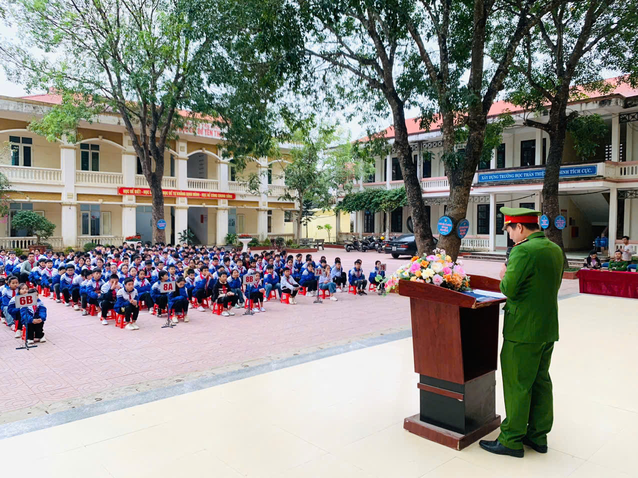 Anh-tin-bai