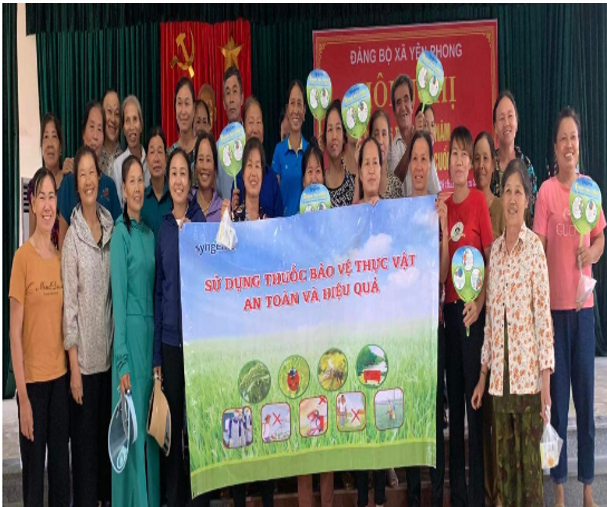 Xã Yên Phong tổ chức lớp tập huấn hướng dẫn chăm sóc, phòng trừ sâu bệnh trên lúa Mùa năm 2023