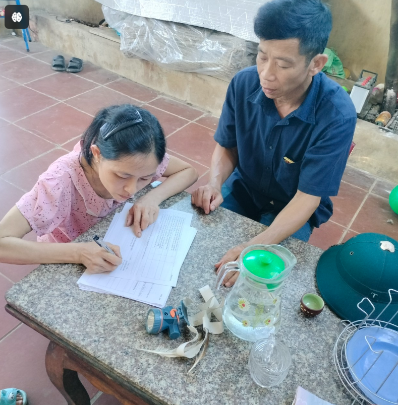 Xã Định Hòa tổ chức lấy ý kiến về sự hài lòng của người dân đối với kết quả xây dựng huyện Yên Định đạt chuẩn nông thôn mới nâng cao năm 2024