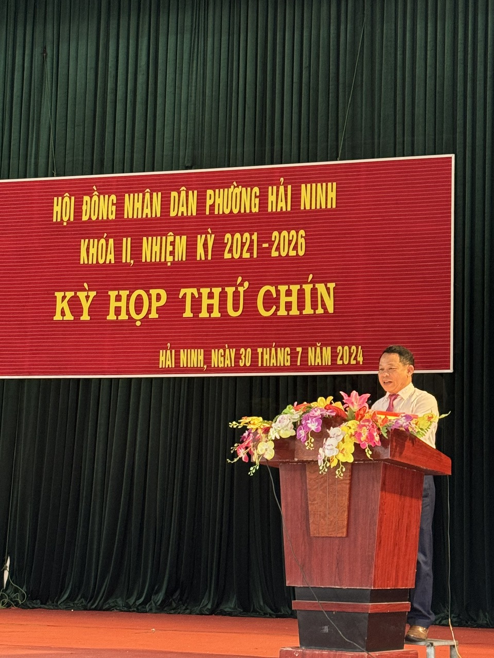 A tân.jpg