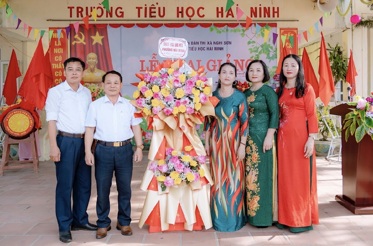 Trao hoa.jpg