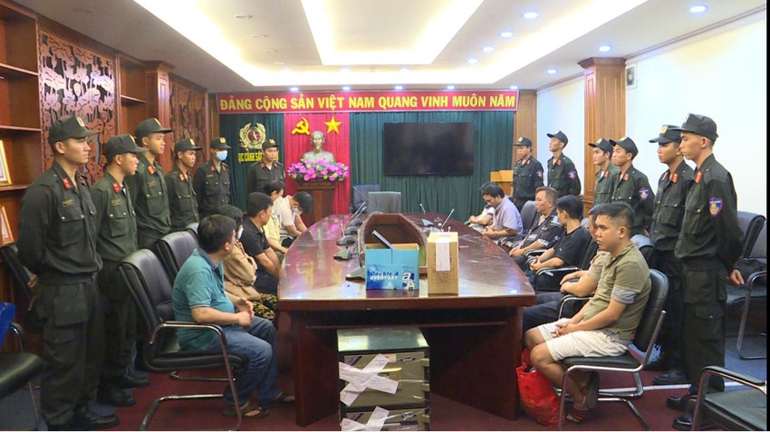 anh ca.jpg