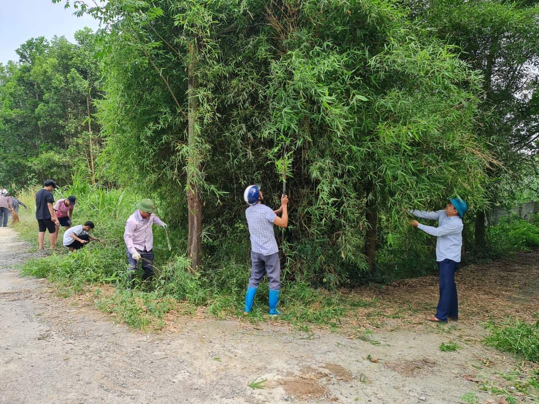 Xã Yên Tâm ra quân dọn Vệ sinh môi trường