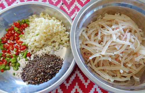 Cách làm Nem chua đơn giản thơm ngon tại nhà