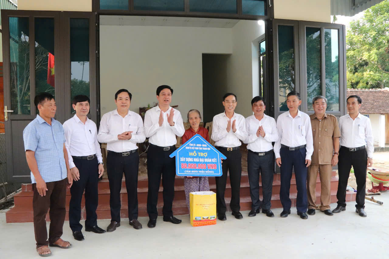 Định Bình, tuyên truyền vận đông ủng hộ kinh phí xây nhà ở cho hộ nghèo, hộ chính sách, hộ khó khăn về nhà ở năm 2024- 2025