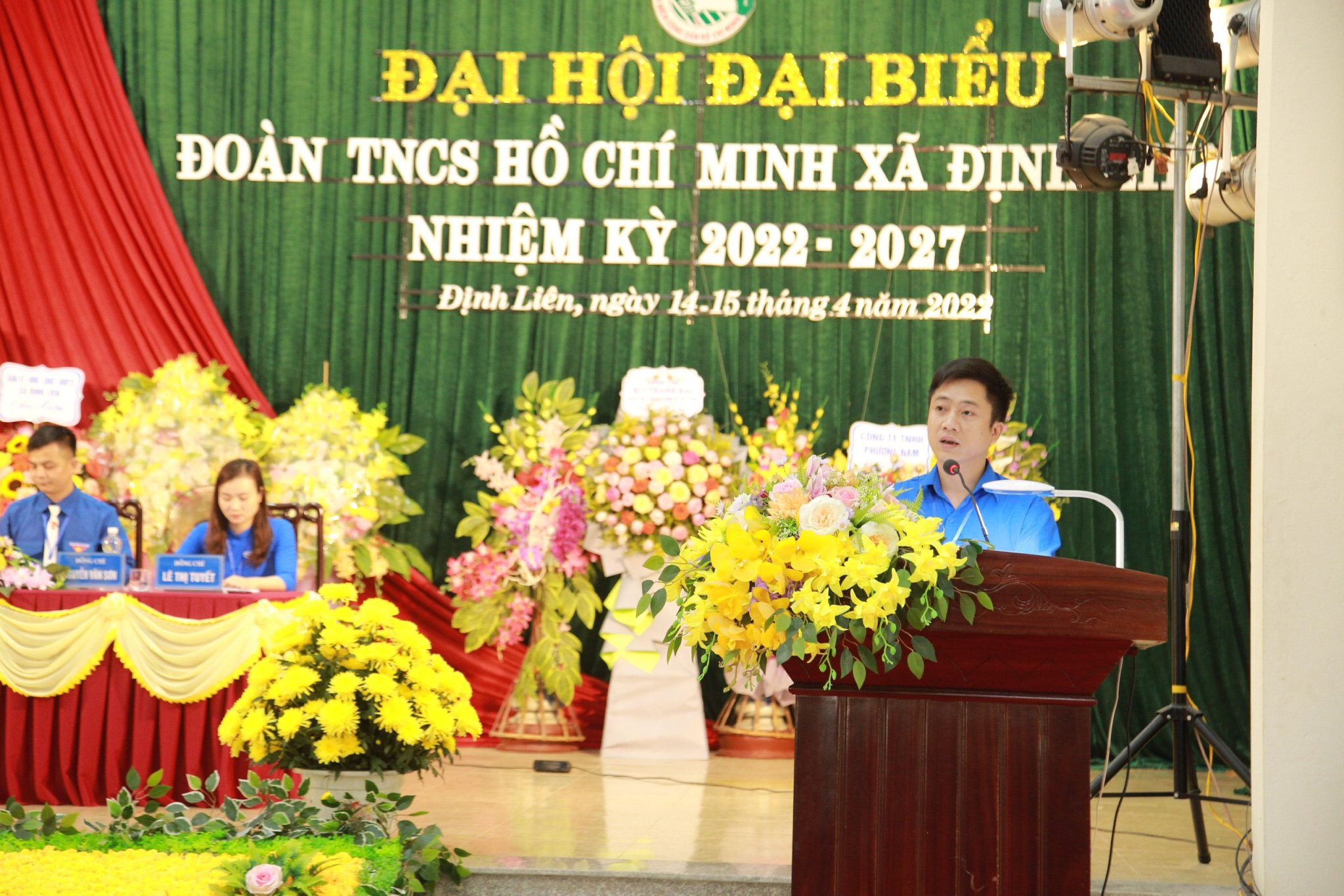 Đ.c Cúc phát biểu tại ĐH.jpg