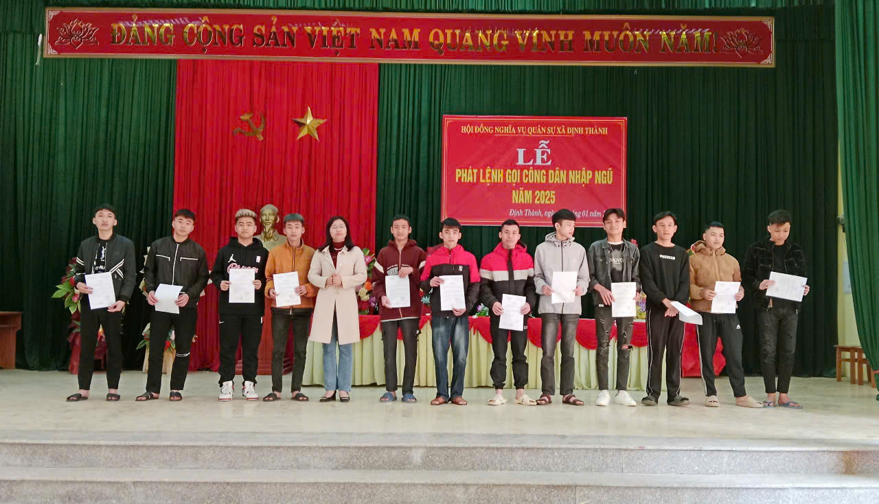 Hội đồng nghĩa vụ quân sự xã Định Thành tổ chức lễ phát lệnh gọi công dân nhập ngũ năm 2025