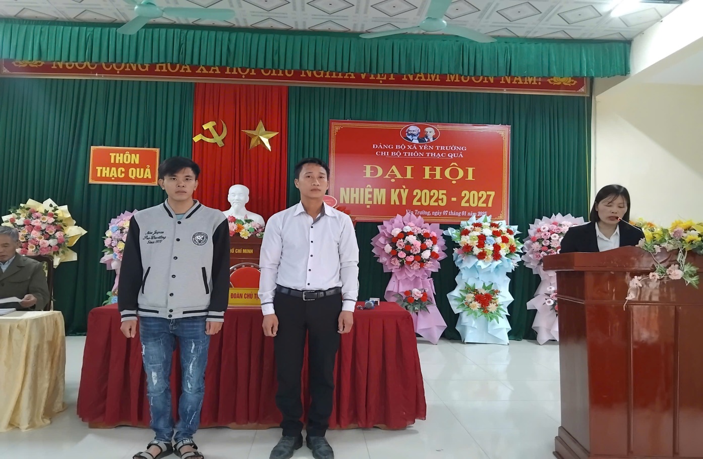 D:\HỘI CCB XÃ YÊN TRƯỜNG\BAI DANG TRANG TT DIEN TU\DH CB TQ NK 2025 - 2027\z6205661482152_68ff32b5c42cd5d95dfdcff059f9f994.jpg