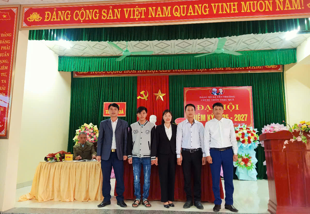 D:\HỘI CCB XÃ YÊN TRƯỜNG\BAI DANG TRANG TT DIEN TU\DH CB TQ NK 2025 - 2027\z6205639070718_5691326bf02cf9fd6f2dc28678f995a5.jpg