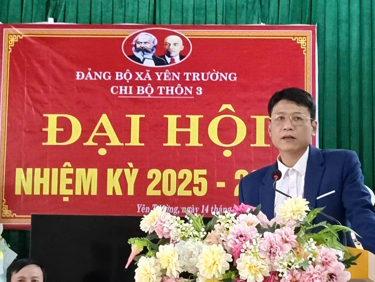 D:\HỘI CCB XÃ YÊN TRƯỜNG\THON 3\DH CB THON 3 NK 2025 - 2027\HINH ANH DH\z6229499152458_f7df38f645c45944d25ecc2521f0b50b.jpg