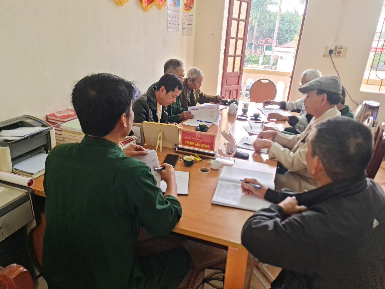 D:\HỘI CCB XÃ YÊN TRƯỜNG\BAI DANG TRANG TT DIEN TU\2025\phat dọng THI DUA\z6346713188806_a10143e62b994e6dc5729883c149ba71.jpg