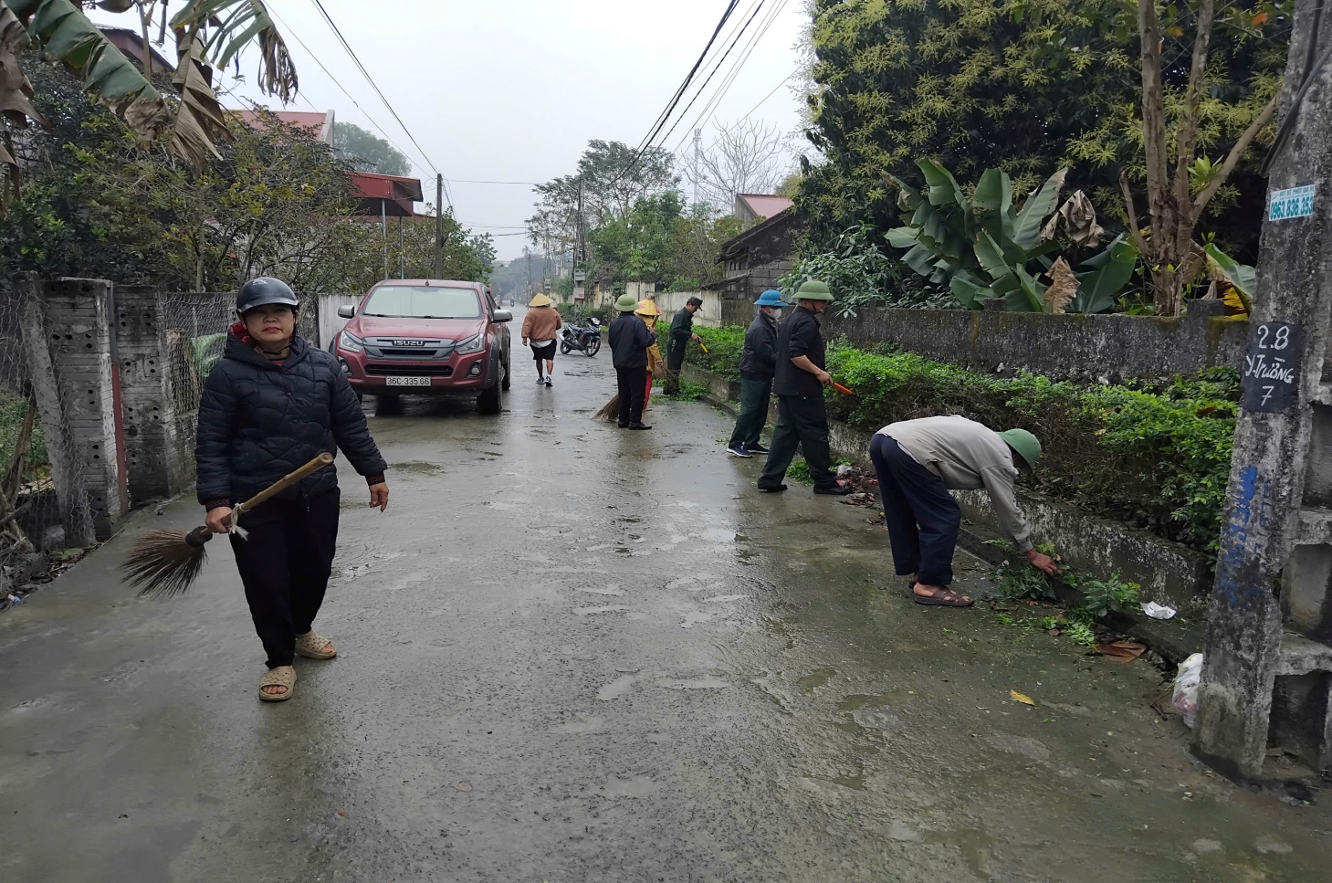 D:\HỘI CCB XÃ YÊN TRƯỜNG\BAI DANG TRANG TT DIEN TU\2025\lao dong t2.2025\z6346956139630_c9d5fa5fcd4c944ac404bfc211f68ae9.jpg