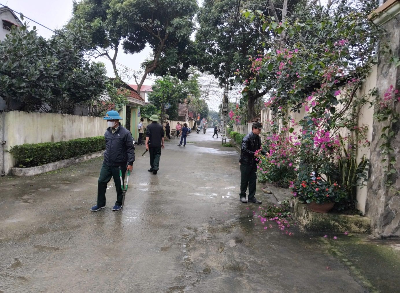 D:\HỘI CCB XÃ YÊN TRƯỜNG\BAI DANG TRANG TT DIEN TU\2025\lao dong t2.2025\z6346956139877_14bf2ece74e4508931a610c0d29b907c.jpg