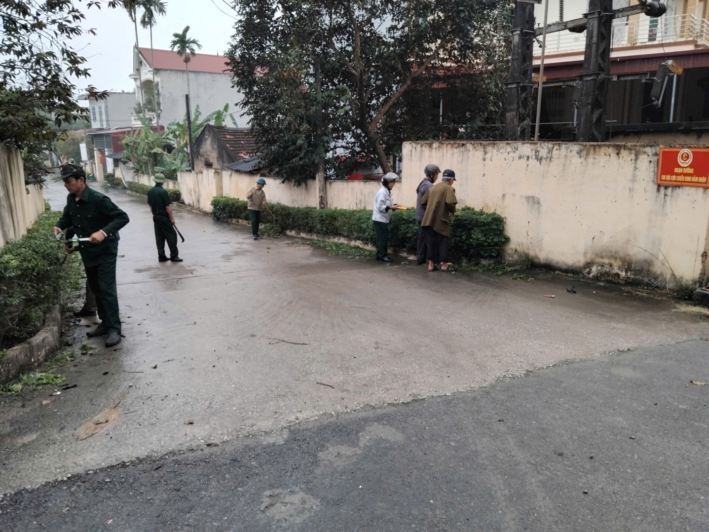 D:\HỘI CCB XÃ YÊN TRƯỜNG\BAI DANG TRANG TT DIEN TU\2025\lao dong t3\z6346930223898_12d36786290916c2c7d10e65c3e8c718.jpg