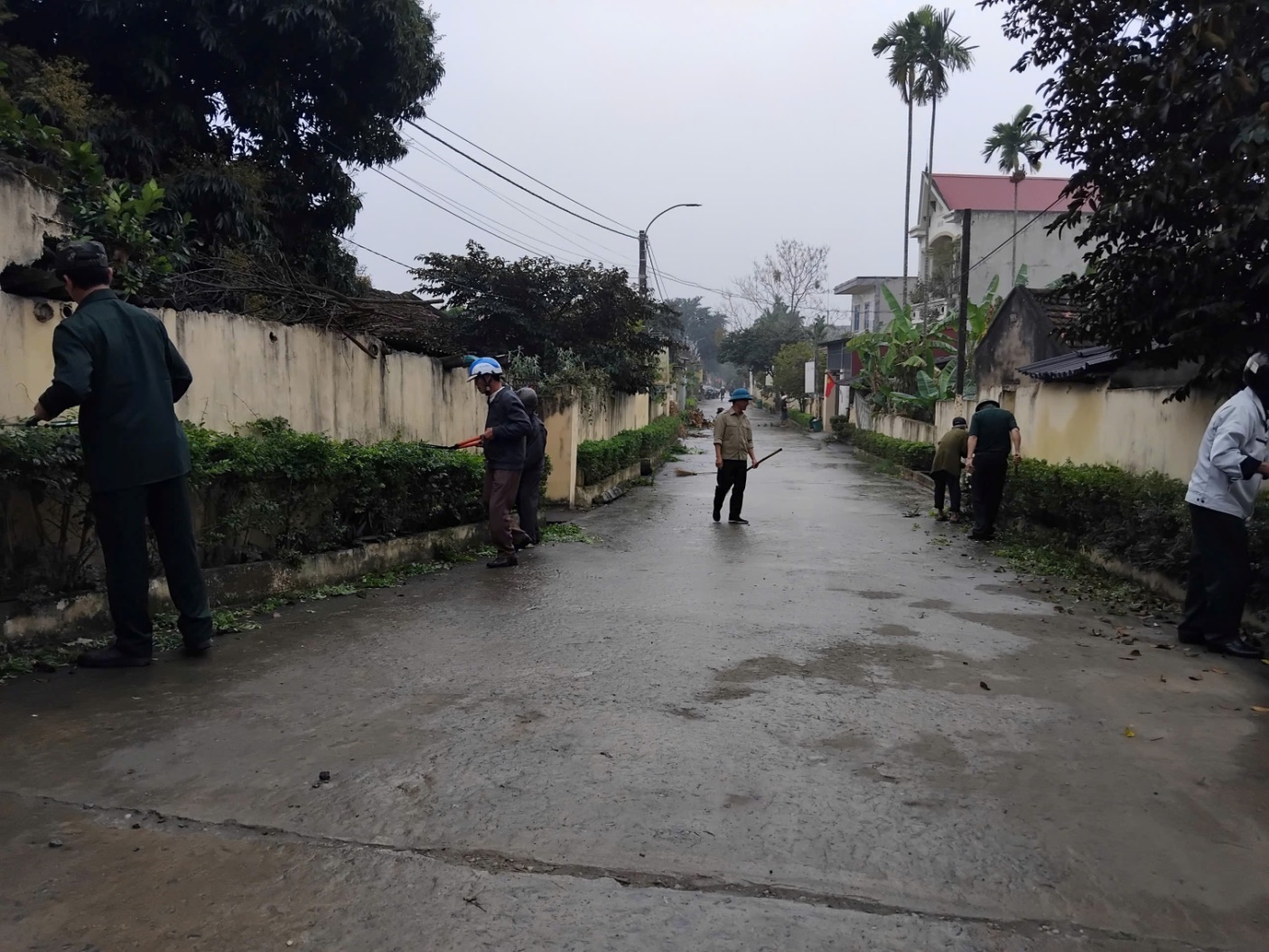 D:\HỘI CCB XÃ YÊN TRƯỜNG\BAI DANG TRANG TT DIEN TU\2025\lao dong t3\z6346930175421_63bb1d7f12192f8e2997ea08f60f11ff.jpg