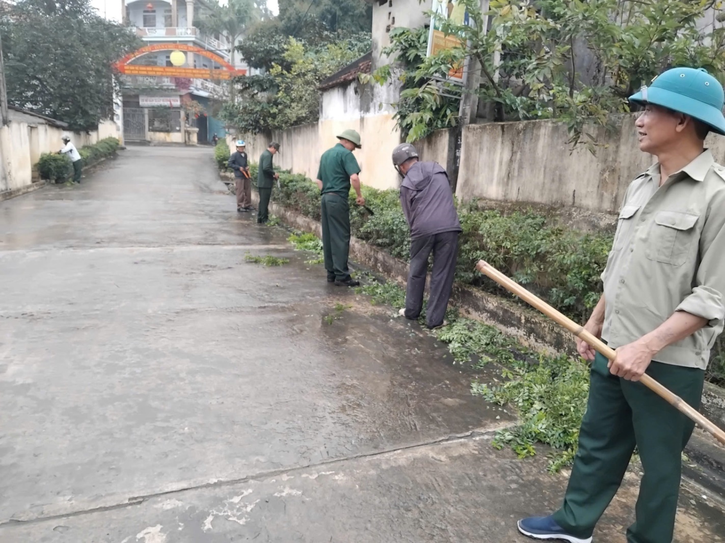D:\HỘI CCB XÃ YÊN TRƯỜNG\BAI DANG TRANG TT DIEN TU\2025\lao dong t3\z6346930240158_9de21dcd7cfb12795e87b2adebd23861.jpg