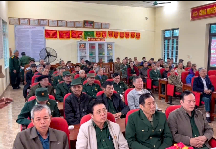 D:\HỘI CCB XÃ YÊN TRƯỜNG\BAI DANG TRANG TT DIEN TU\2025\CH HOI KIEU MAU\z6461477334835_e82a316d6b367f94b0f97763bd09d631.jpg