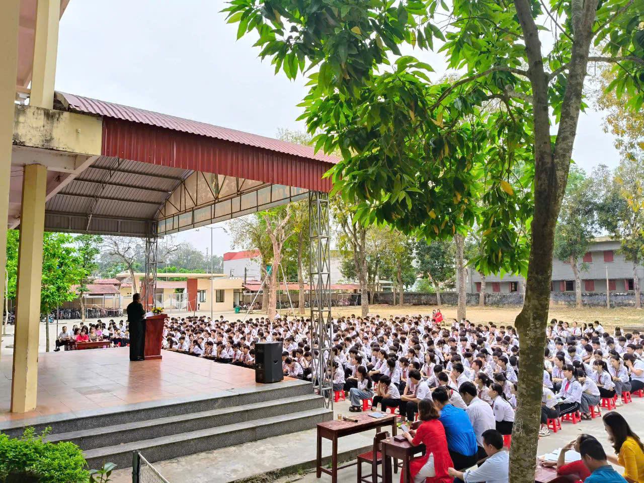 D:\HỘI CCB XÃ YÊN TRƯỜNG\BAI DANG TRANG TT DIEN TU\2025\30.4\z6544057727799_6ae3ea253da4b958715092171363364d.jpg
