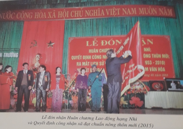 D:\YEN TRƯỜNG 2020-2025\9.TUYÊN GIÁO\Leex đons nhân HuÂn chư[ng HẠNG NhÌ.jpg