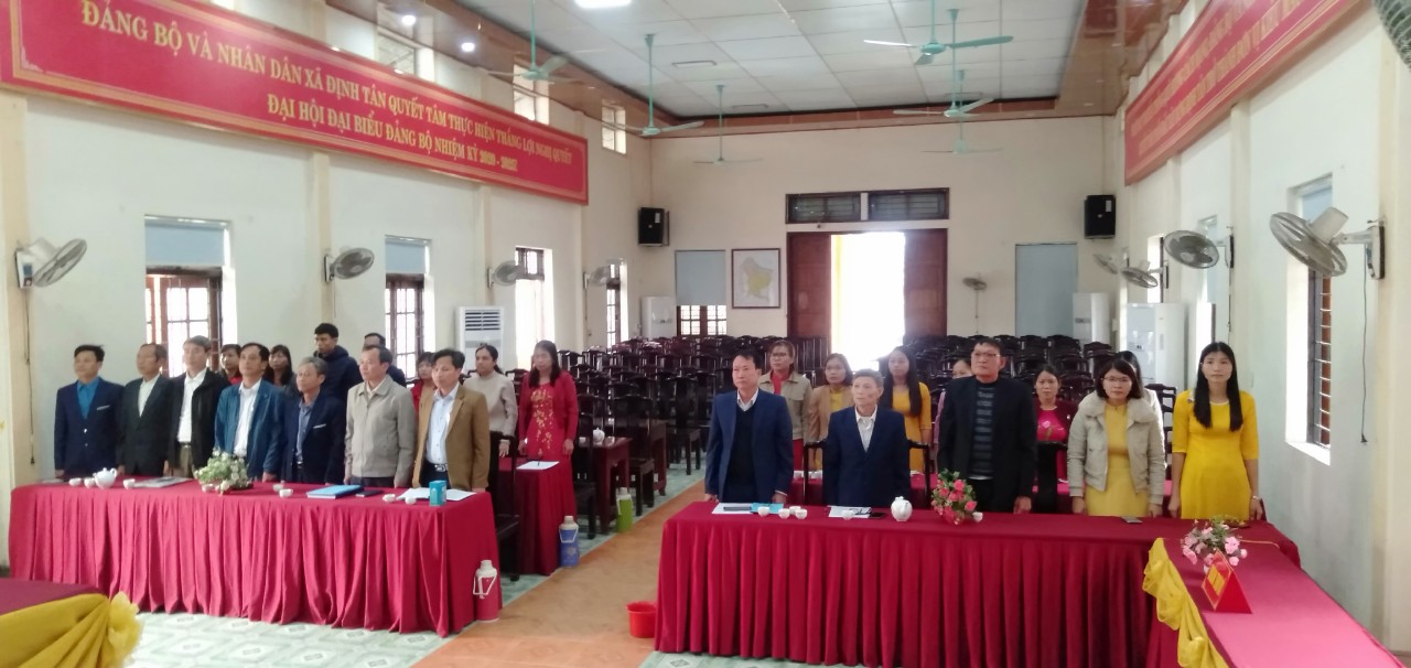 Ảnh chào cờ ĐHCĐ.jpg