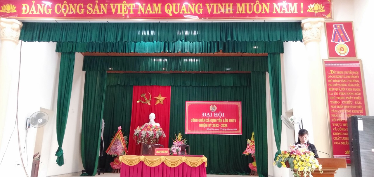 Ảnh chị Tới.jpg