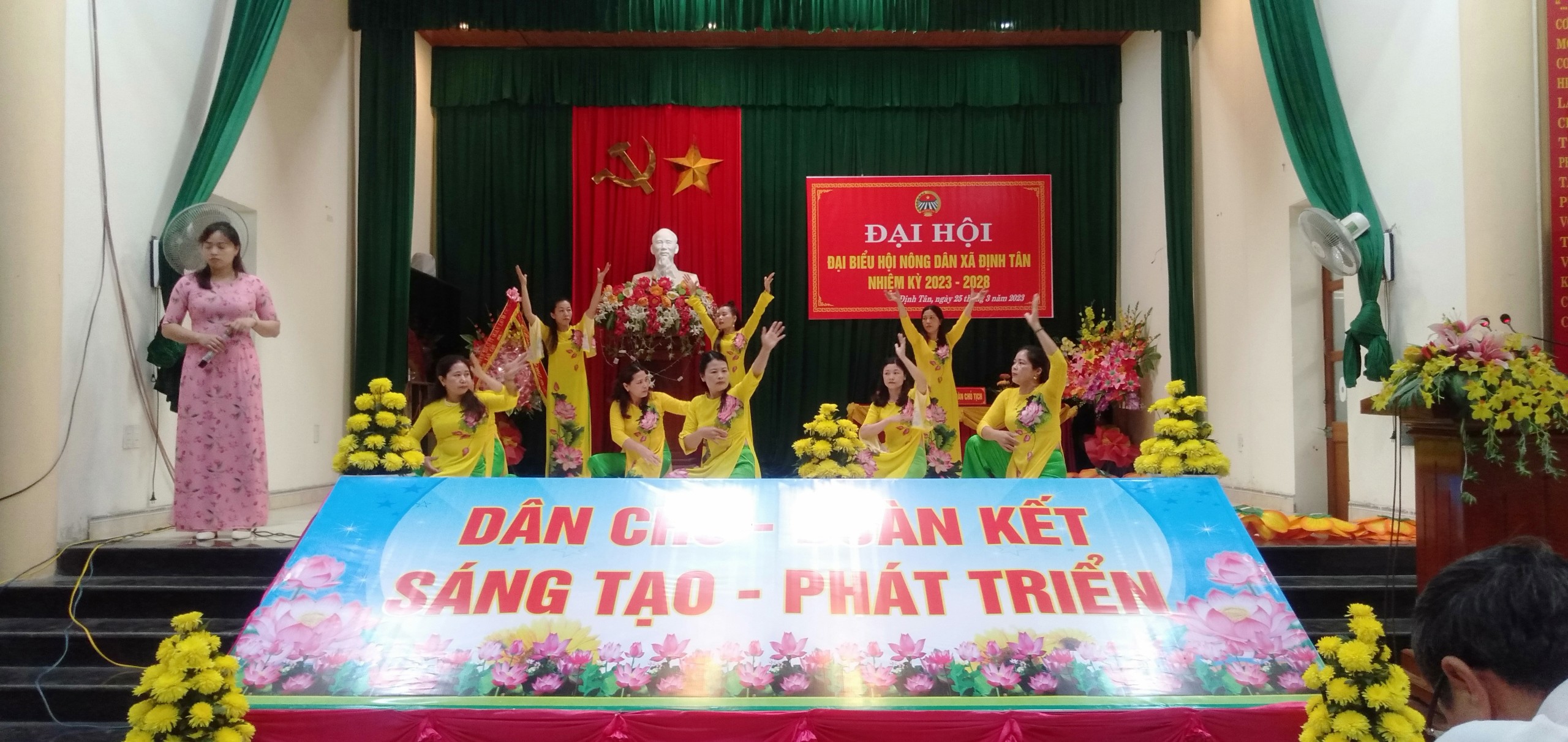 Ảnh VN ĐHND 1.jpg