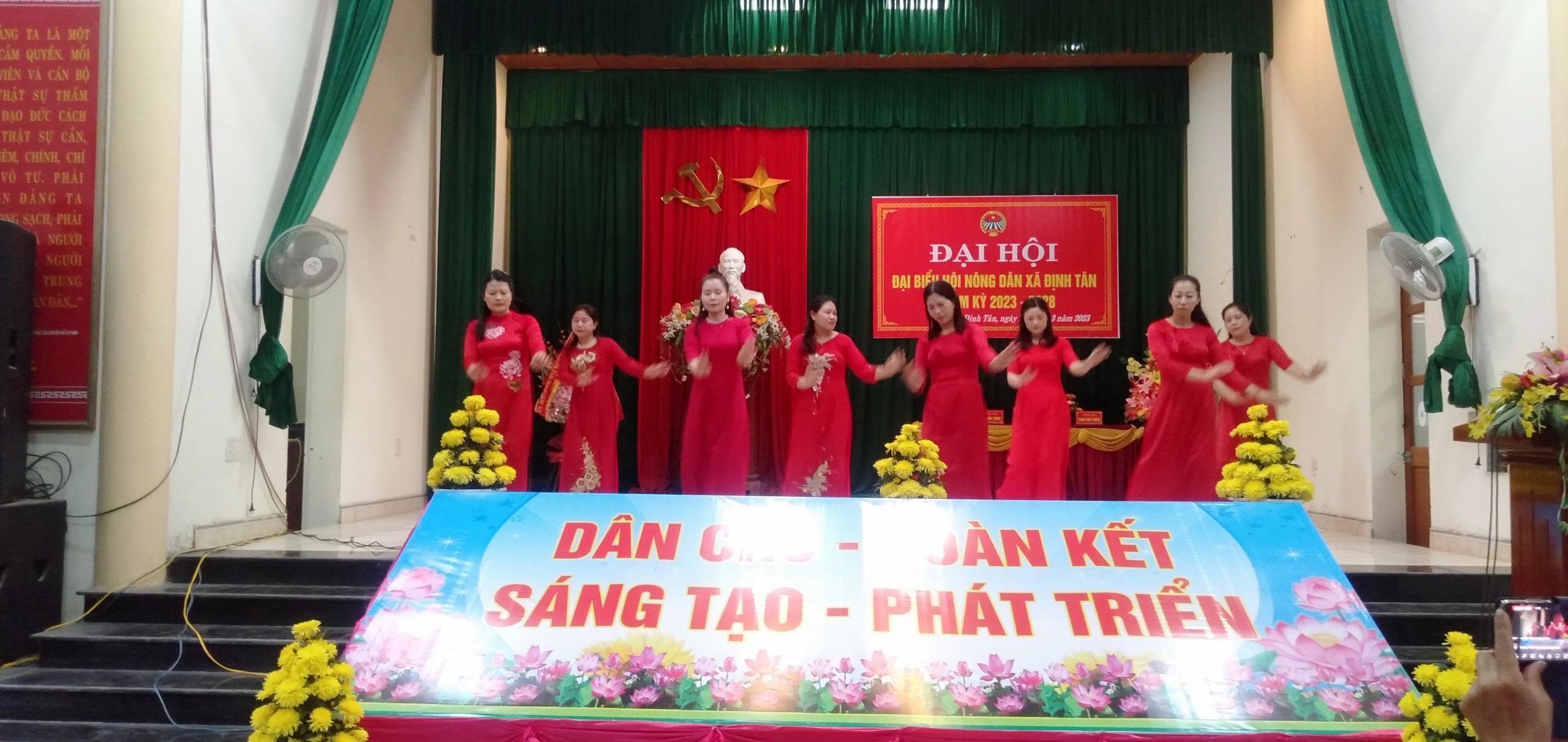 Ảnh VN YD xóm Chảng.jpg
