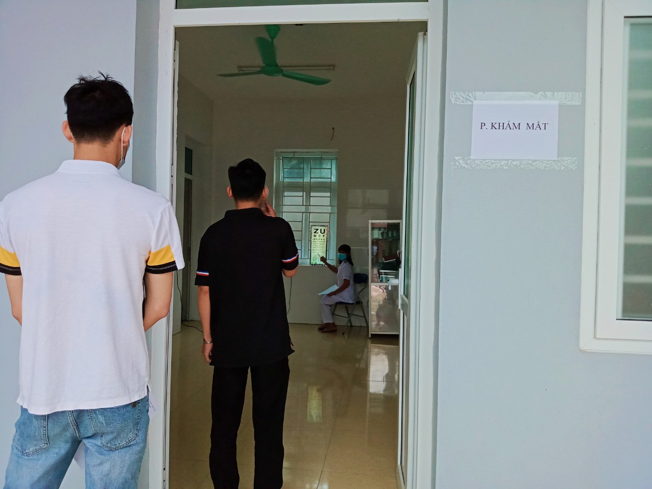 Ảnh khám mắt.jpg