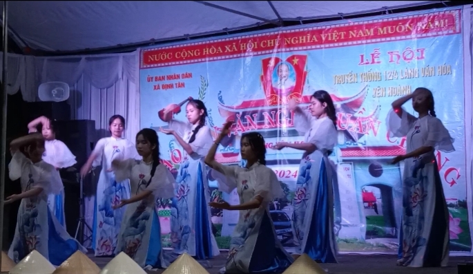 Văn nghệ YH 6.jpg