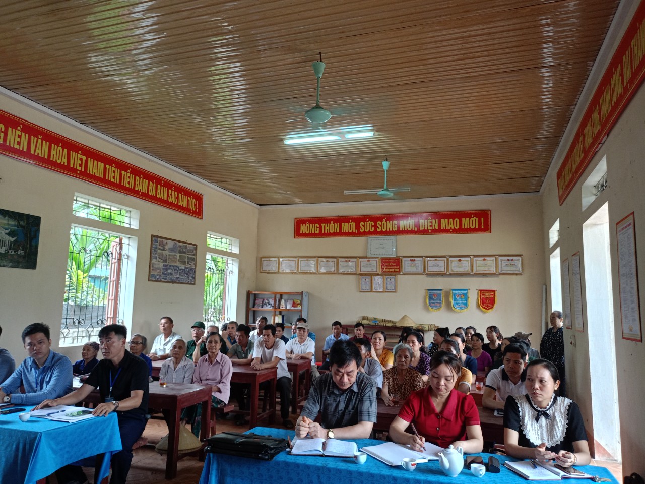 NHÂN DÂN HỢP THÀNH QUYỀN SỬ DỤNG ĐẤT.jpg