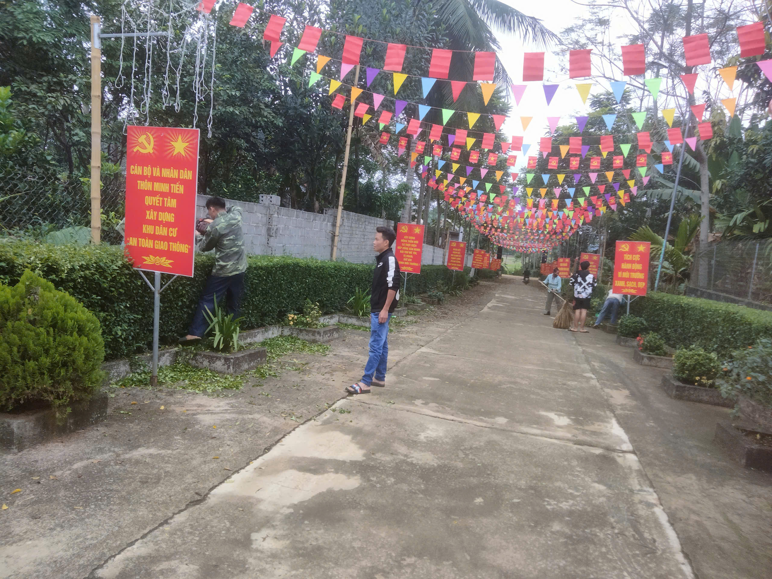Tuyên truyền thực hiện duy trì, nâng cao chất lượng tiêu chí môi trường  trong xây dựng huyện nông thôn mới.