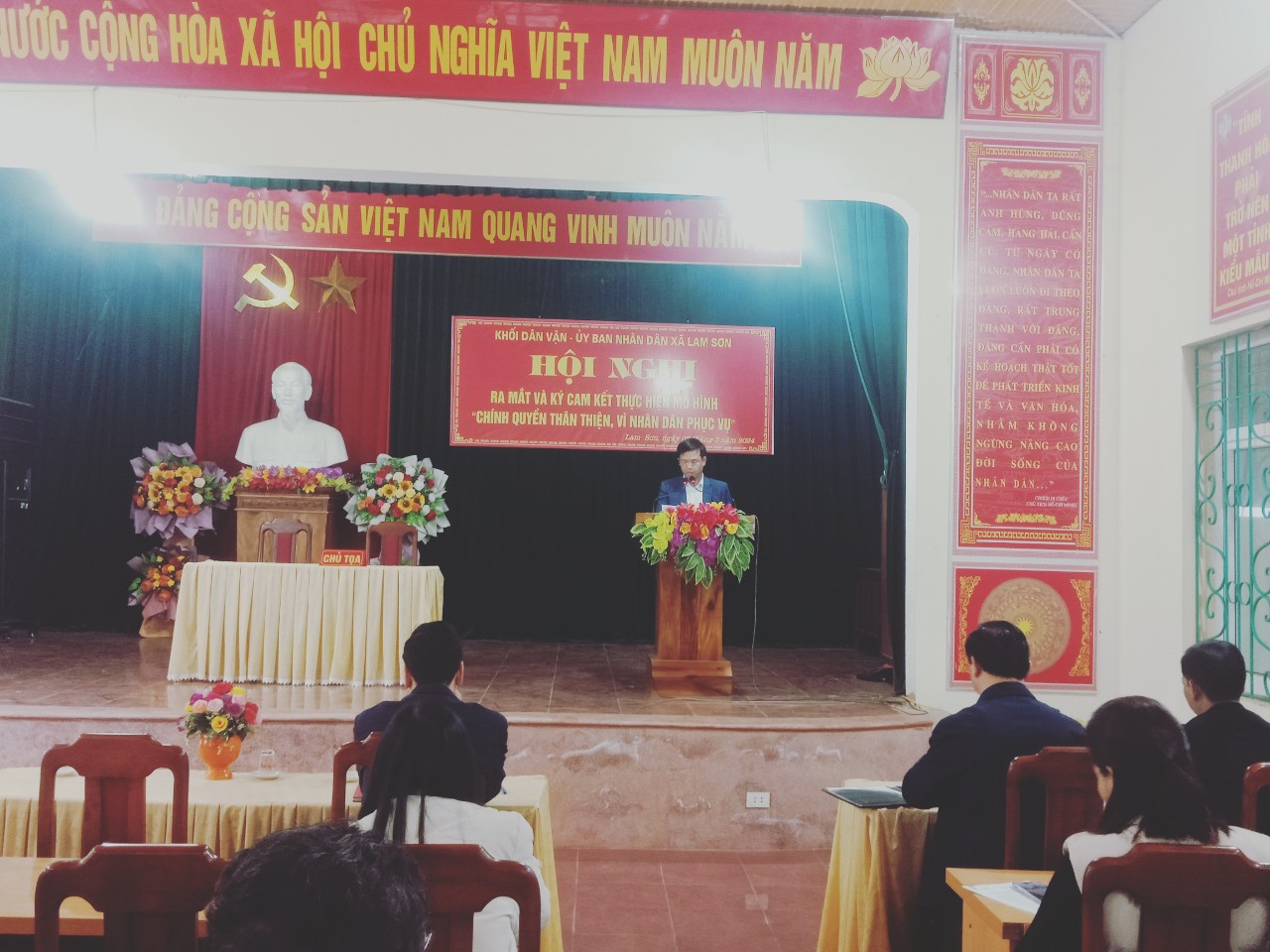 XÃ LAM SƠN RA MẮT MÔ HÌNH “CHÍNH QUYỀN THÂN THIỆN- VÌ NHÂN DÂN PHỤC VỤ”.