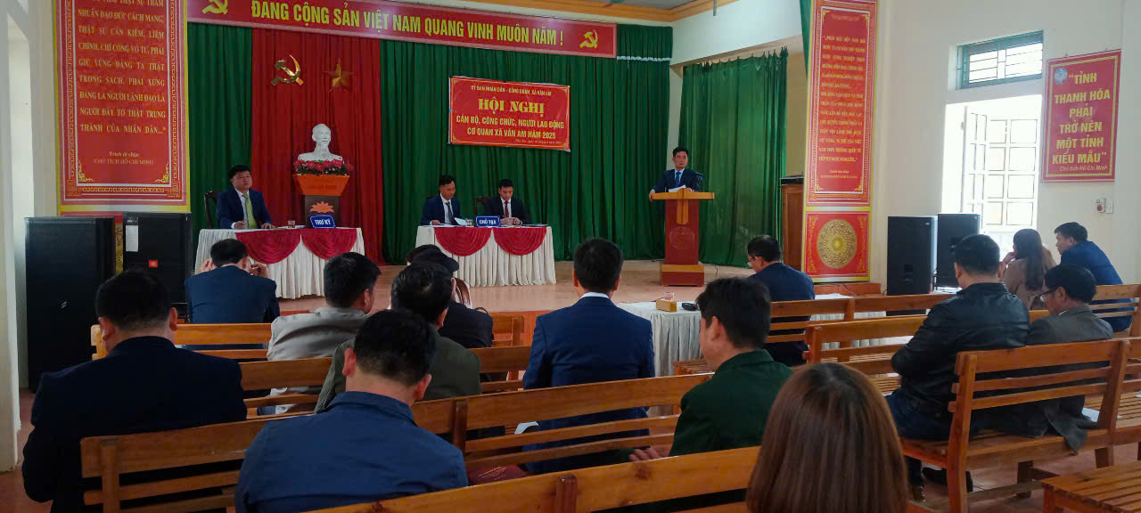 xã Vân Am: Tổ chức hội nghị Cán bộ, công chức, người lao động năm 2025